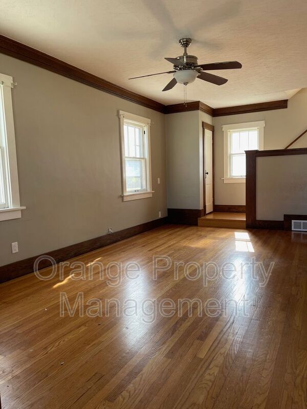 Building Photo - 4215 Mason St