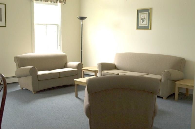 Foto principal - 196 Ruggles Ave