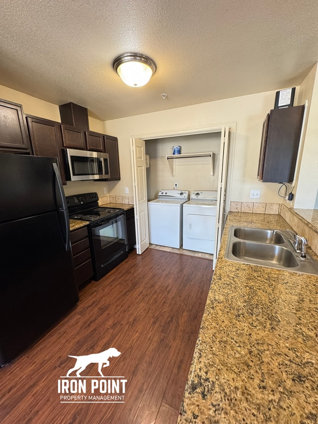 Building Photo - 11188 W Brassy Cove Loop