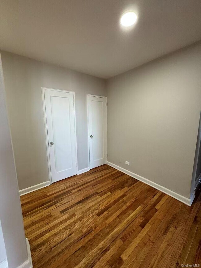 Foto del edificio - 99-63 66th Ave