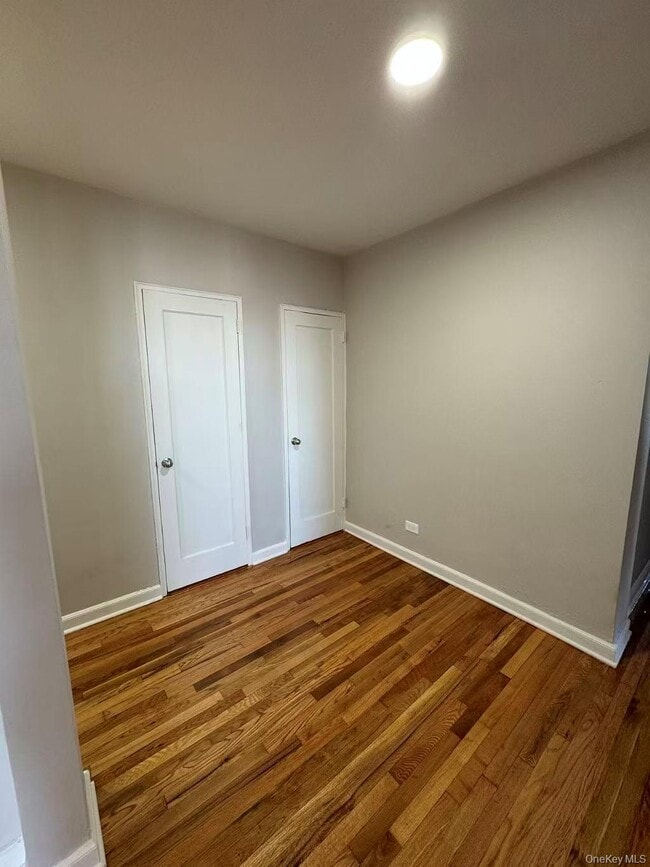 Foto del edificio - 99-63-9966 66th Ave