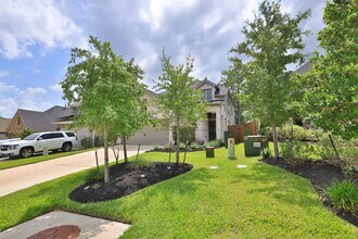 Building Photo - 317 Rise Ln
