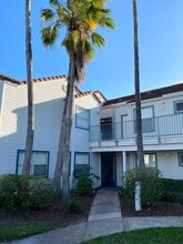 Building Photo - 2516 Woodgate Blvd