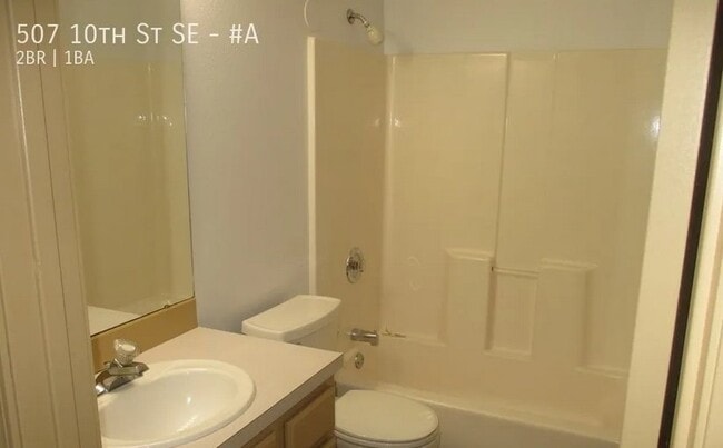 Foto del edificio - 507 10th St SE