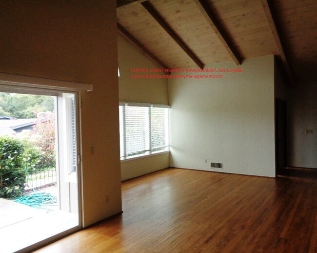 Building Photo - Four bedroom two bath Carmel CA