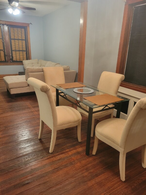 Foto del edificio - 924 N Kedvale Ave