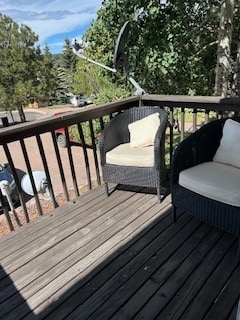 Balcony Deck with Mountain Views! - 509 Mountain View Pl