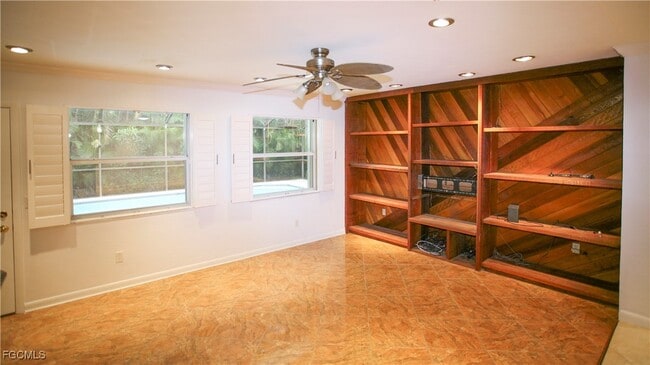 Foto del edificio - 1525 Covington Cir E