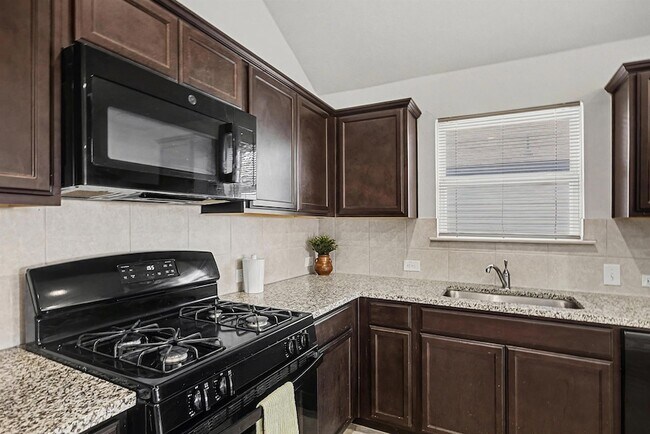 Building Photo - 425 Spiny Lizard Ln