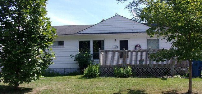 Foto del edificio - 4075 Kenneth Rd