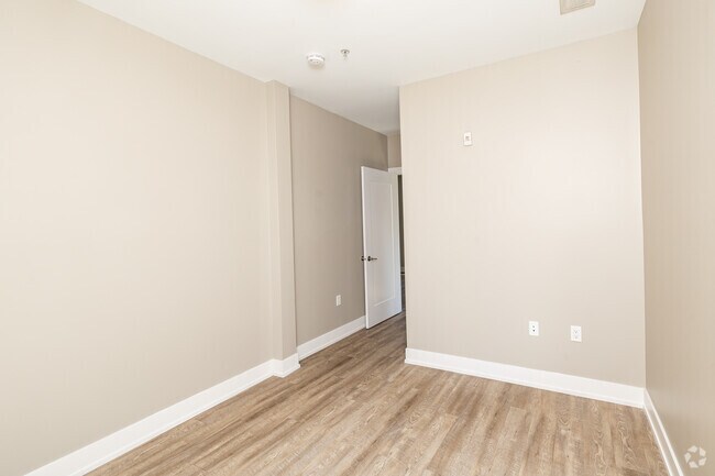 1BR/1BA - Bedroom - Flats 1809