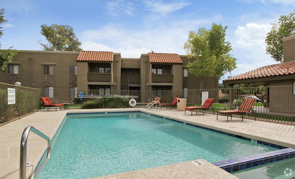 Scottsdale Place Apartments