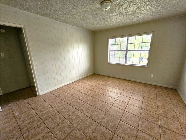 Foto del edificio - 3018 Robinson Blvd