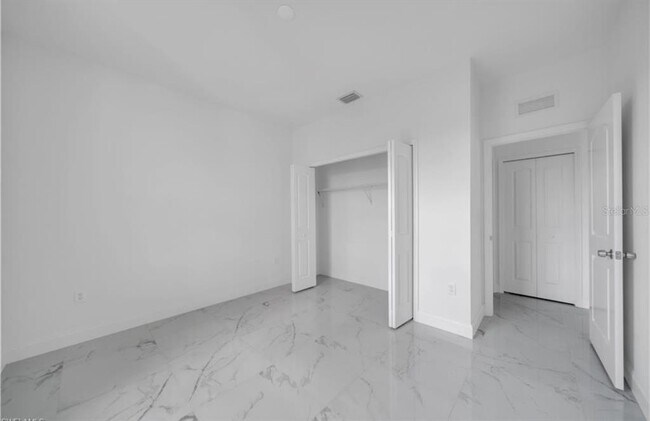 Building Photo - 4646 Leonard Blvd S