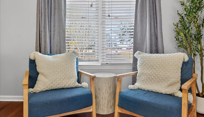 Building Photo - 123 Turnbuckle Ct