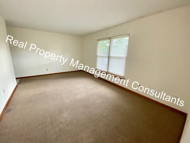 Foto del edificio - 2 Bedroom with Garage & Private Balcony