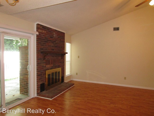Foto del edificio - 2 br, 2 bath House - 817 Sardis Cove Dr