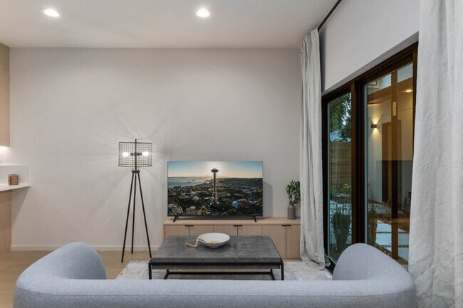 Foto del edificio - 8733 13th Ave NW