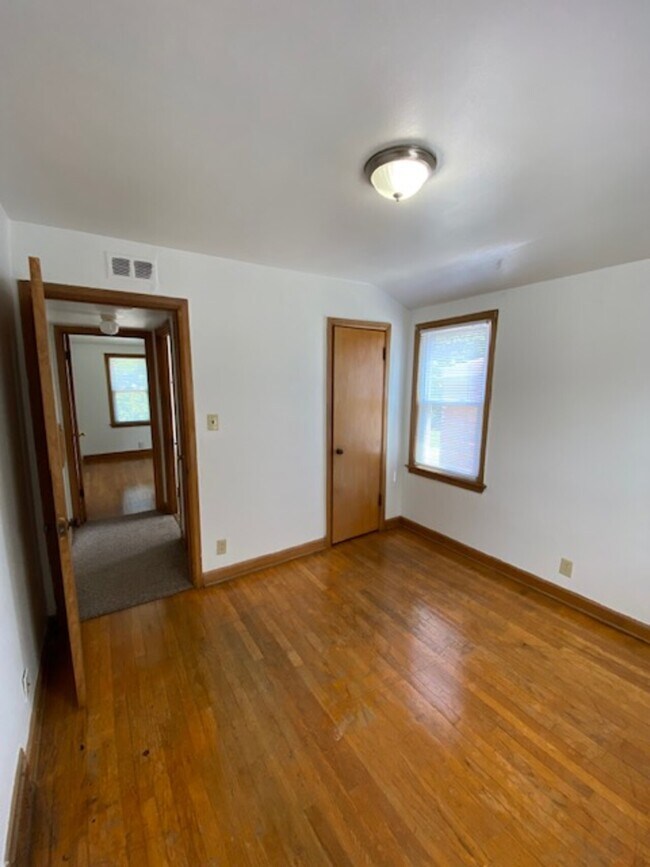 Building Photo - 2972 N 74th St