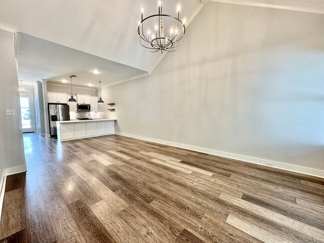 Foto del edificio - 2 Bedroom Off Jefferson Near Highland