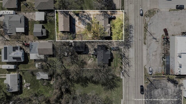 Foto del edificio - 9021 White Settlement Rd