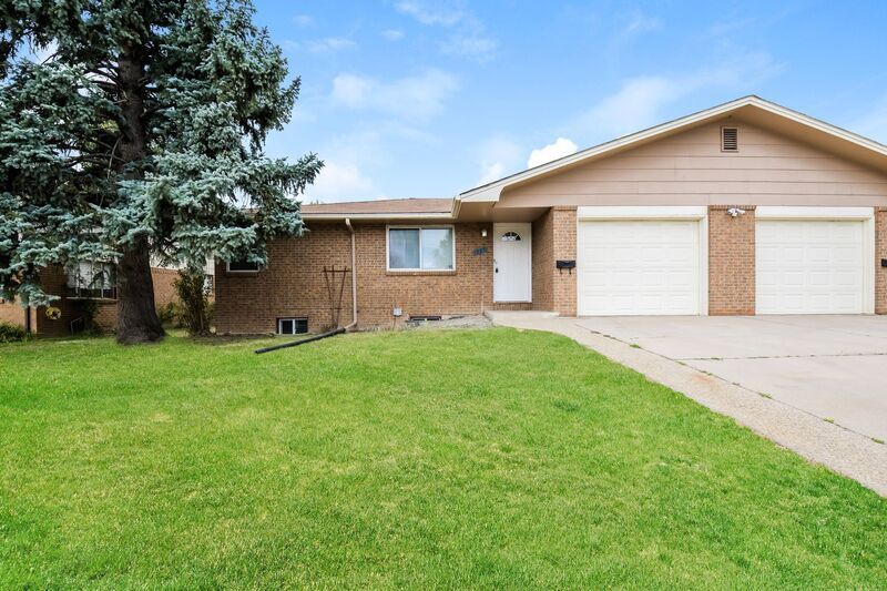Foto principal - 1527 Stuart St