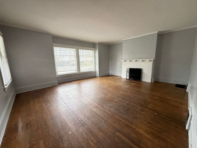 Foto del edificio - 408-410 Van Buren St