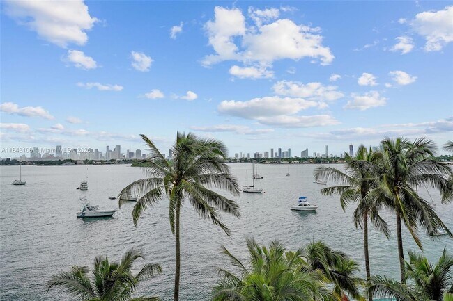 Foto del edificio - 1500 Bay Rd
