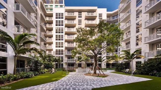 Foto del edificio - 420 NE 24th St