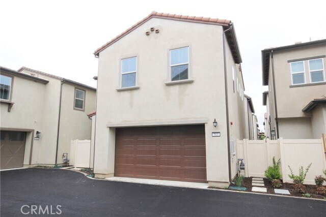 Foto del edificio - 513 Embrook Way
