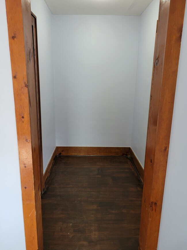 Sala de estar3 - 87 McNaughton St
