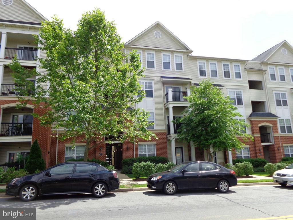 Foto principal - 11379 Aristotle Dr