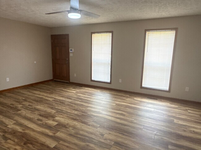 Foto del edificio - 22 Dean Cv