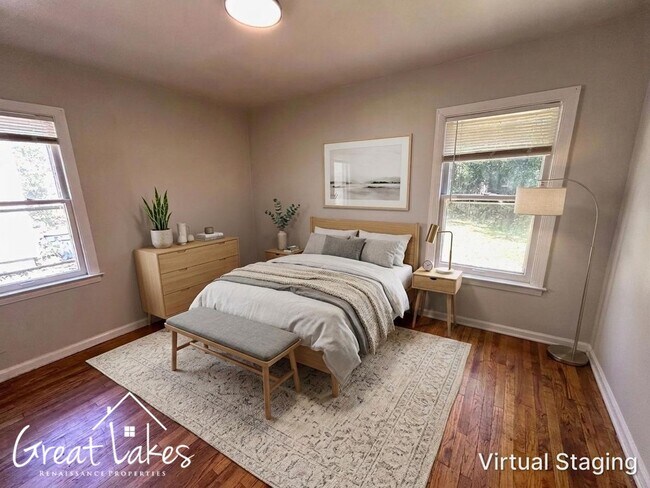 Building Photo - Stunning 3 Bedroom 1 Bathroom now available for rent