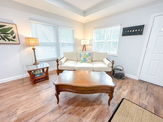 Foto del edificio - 942 SE 7th Ave