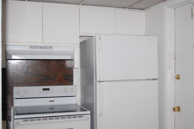 Building Photo - 622 NW 13th St