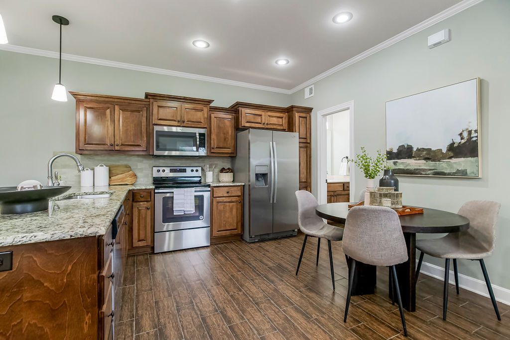 Foto principal - Prairie Pines Townhomes