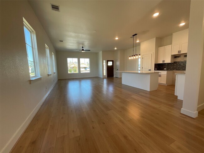 Foto del edificio - 719 Red Oak Ave