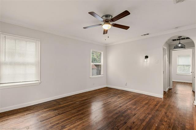 Foto del edificio - 1006 Briarwood Dr