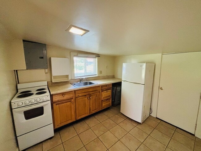 Building Photo - 4201B Prices Fork Road