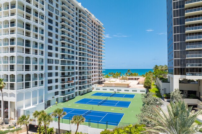 Building Photo - The Balmoral Condos