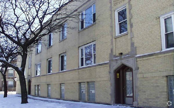 Foto del edificio - 2701 W Fletcher