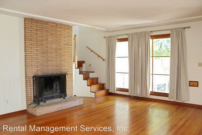 Building Photo - 5 br, 2.5 bath House - 224 SE 93rd Ave
