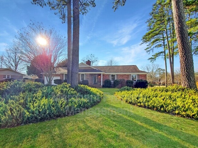 Photo - 100 Pine Wood Dr House