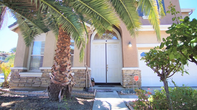 Building Photo - 35990 Copper St