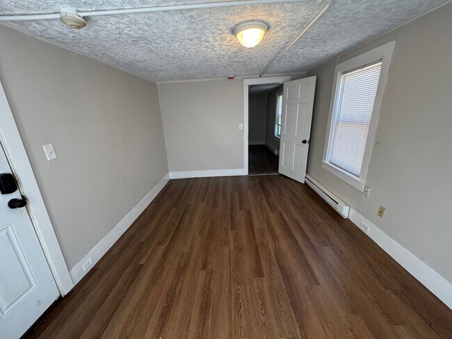 Foto del edificio - 48-50 Portland Street - - 1-Unit 50