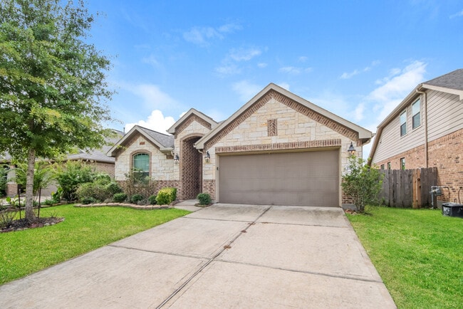 Building Photo - 23130 Mestina Knoll Dr