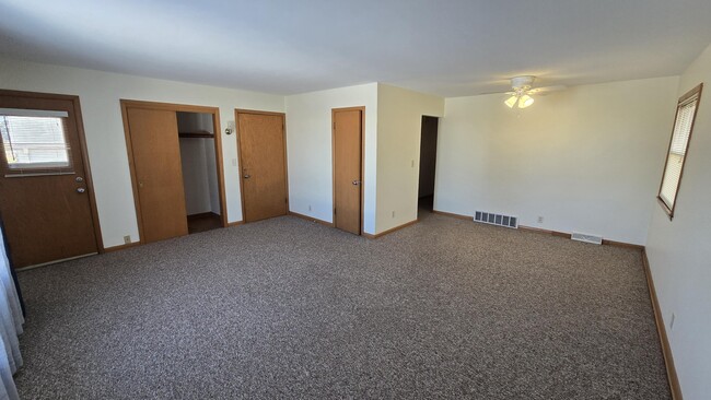 Foto del edificio - 11325 W Center St