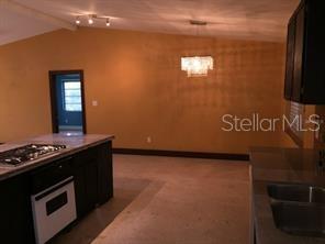 Foto del edificio - 2723 N Ridgewood Ave