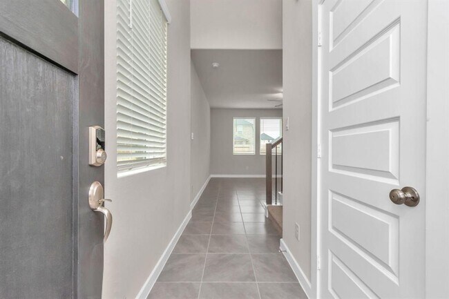 Foto del edificio - 17407 Bluemink Ln